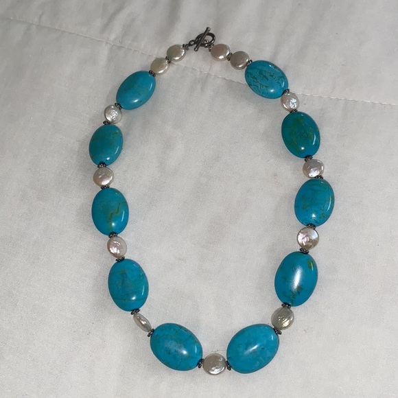Blue stone necklace with fresh water pearls - Picture 3 of 6